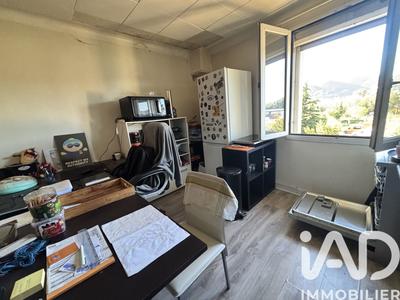 Maison de village - 172 m² - 12 pièces