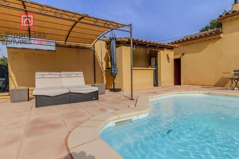 Maison - 160 m² - 8 pièces