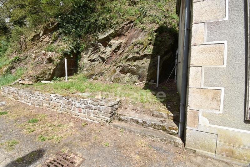 Maison en pierre - 95 m² - 4 pièces