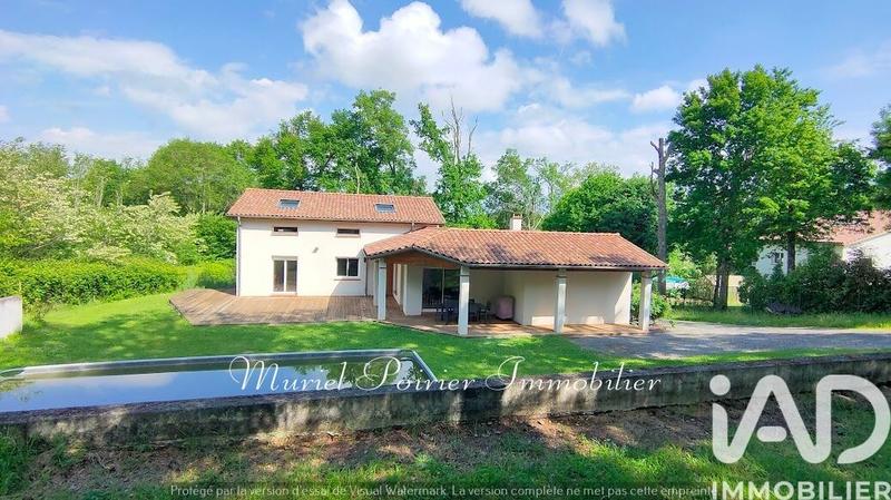 Maison - 190 m² - 6 pièces