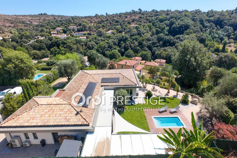 Maison - 193 m² - 6 pièces