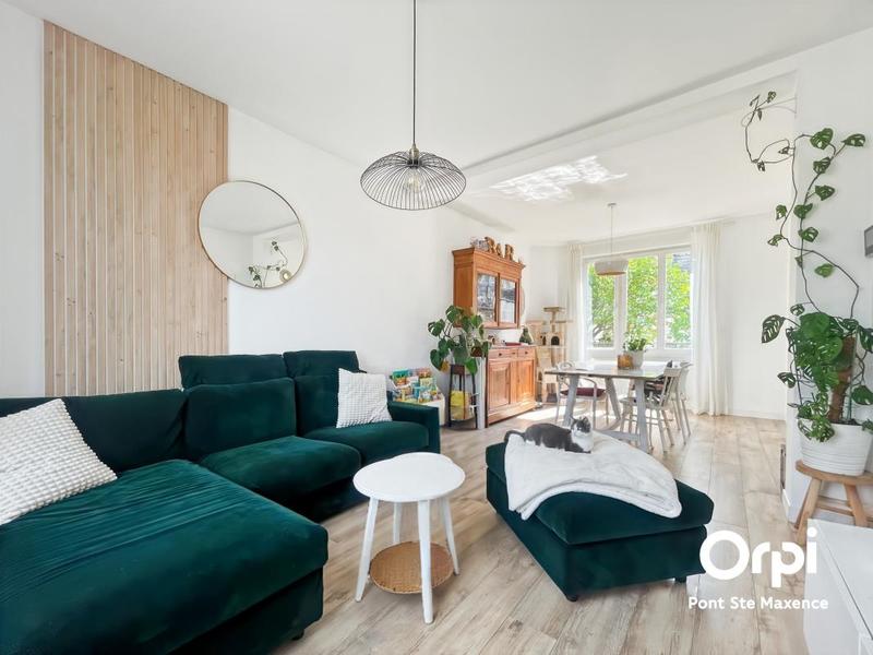 Maison - 107 m² - 6 pièces