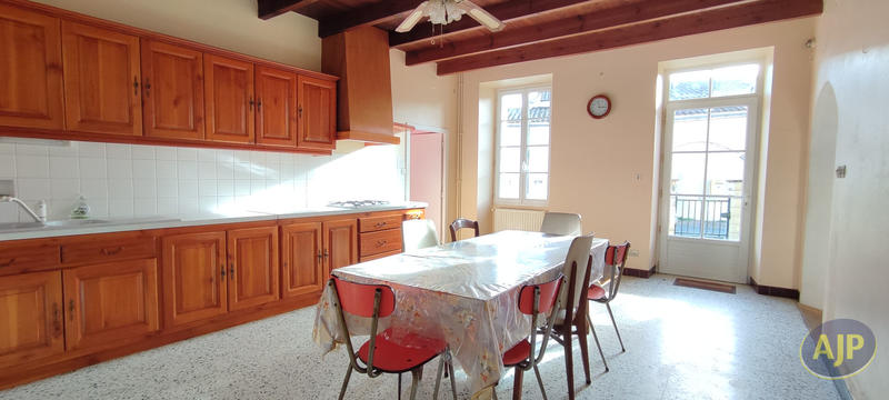 Maison - 105 m² - 4 pièces