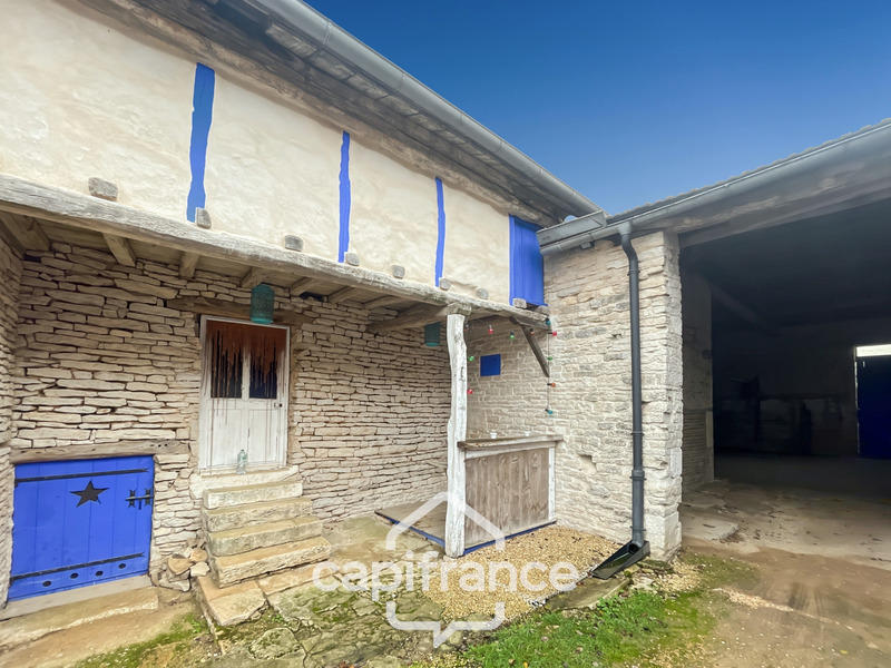 Propriété - 90 m² - 3 pièces