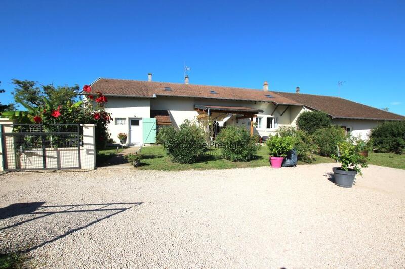 Corps de ferme - 161 m² - 5 pièces