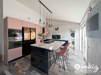 Maison - 106 m² - 6 pièces