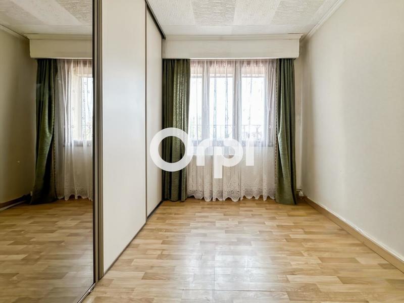 Maison - 98 m² - 4 pièces