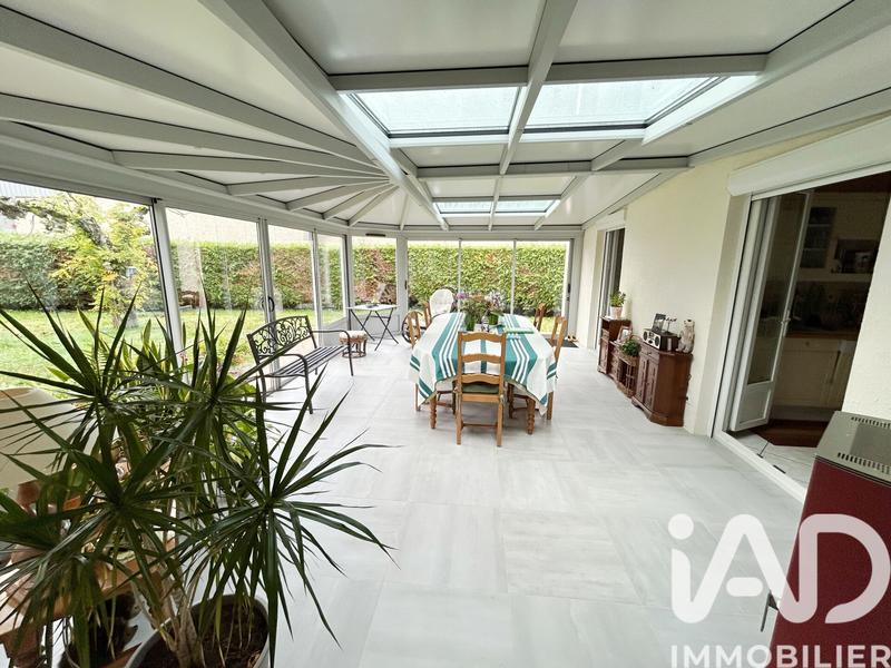 Maison - 180 m² - 5 pièces