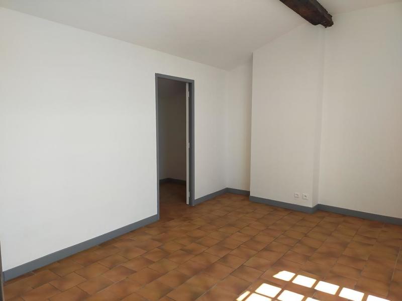 Appartement - 90 m² - 3 pièces