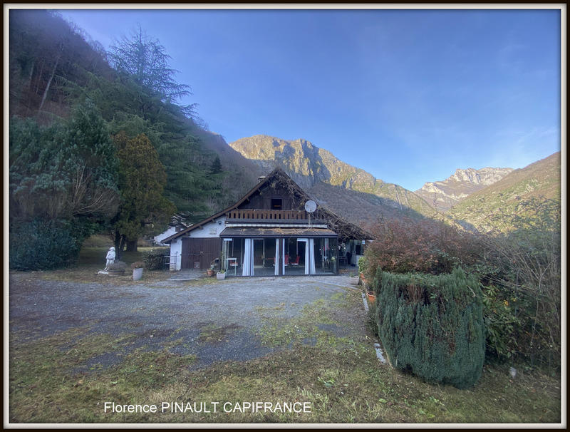 Maison - 132 m² - 8 pièces