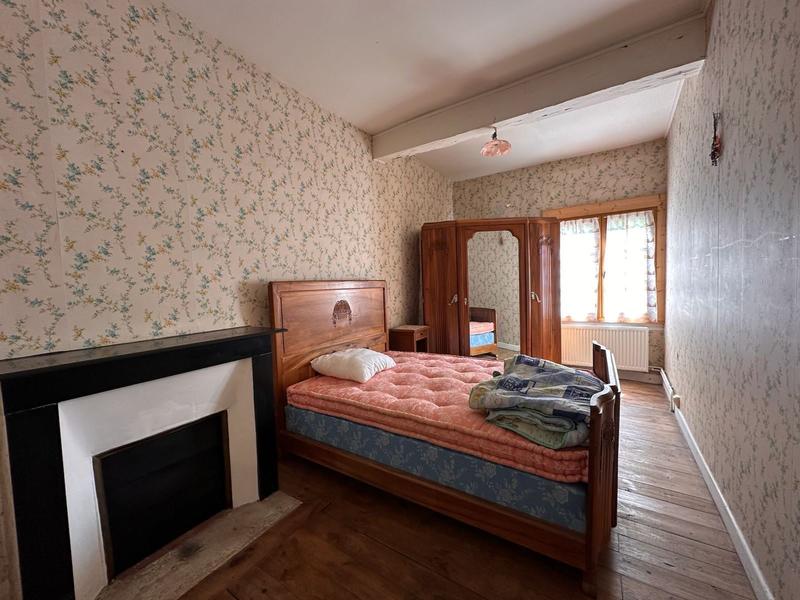 Maison - 93 m² - 5 pièces