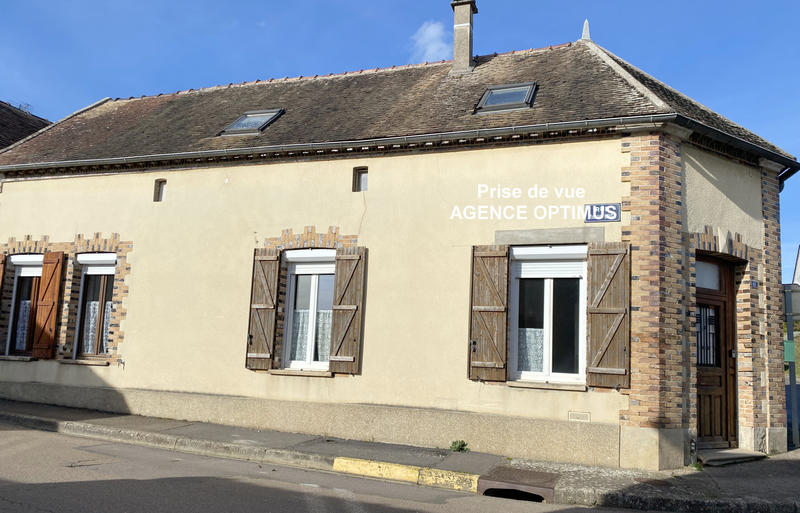 Maison - 102 m² - 5 pièces