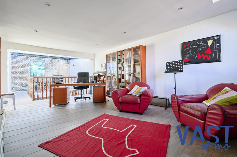 Maison - 194 m² - 5 pièces