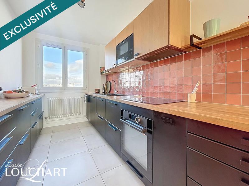 Appartement - 92 m² - 5 pièces