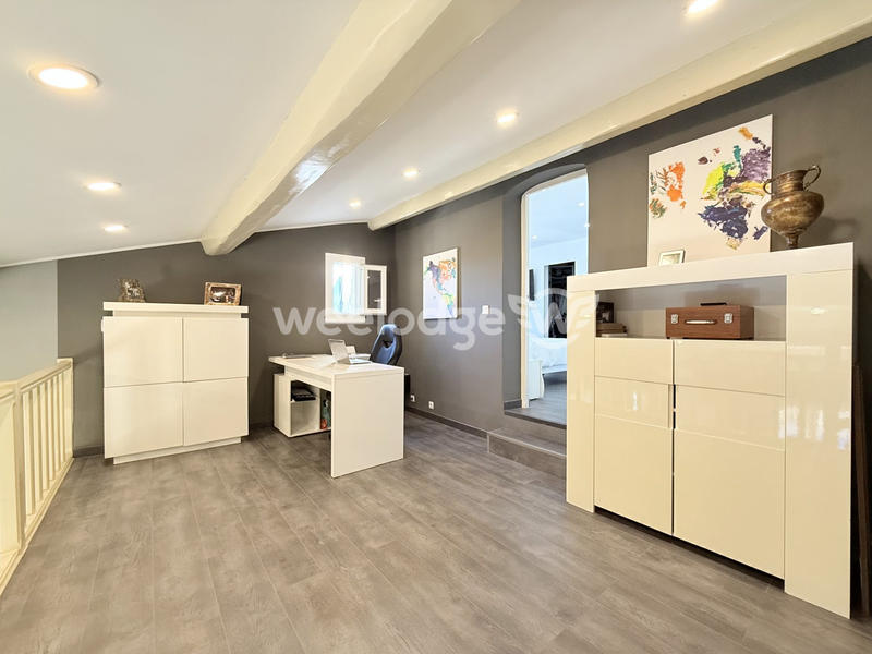 Maison - 168 m² - 7 pièces