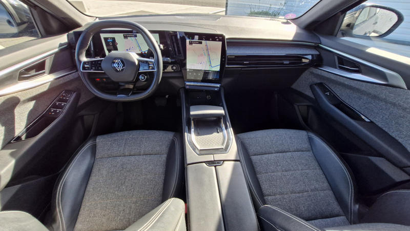 Renault Espace VI E-Tech Hybrid 200 Techno