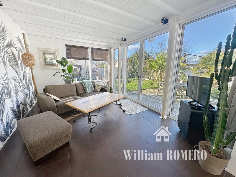 Maison - 122 m² - 6 pièces