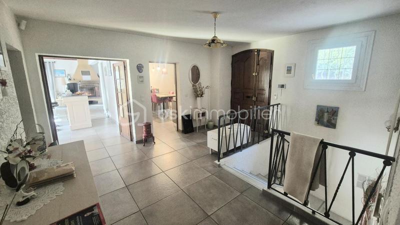 Maison - 297 m² - 10 pièces