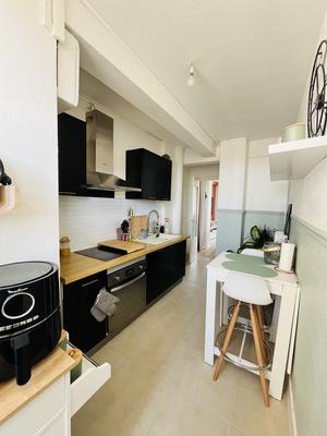 Appartement - 92 m² - 4 pièces