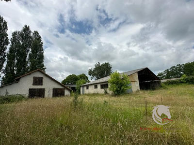 Ferme - 1 000 m² - 2 pièces