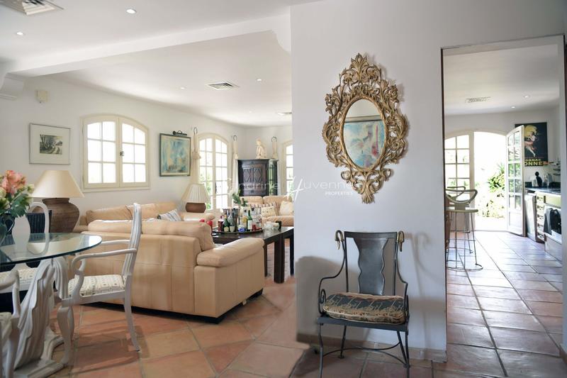 Villa - 180 m² - 7 pièces