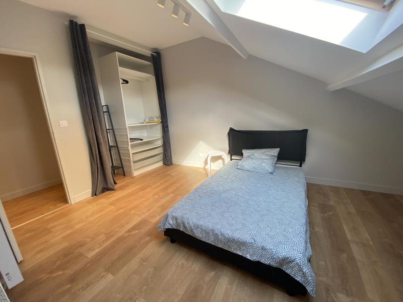 Appartement - 150 m² - 8 pièces