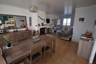 Maison - 100 m² - 10 pièces