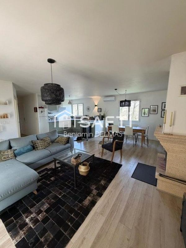 Maison - 90 m² - 4 pièces