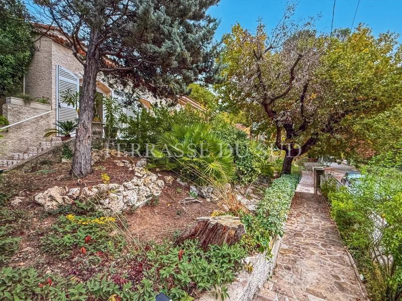 Maison - 162 m² - 7 pièces