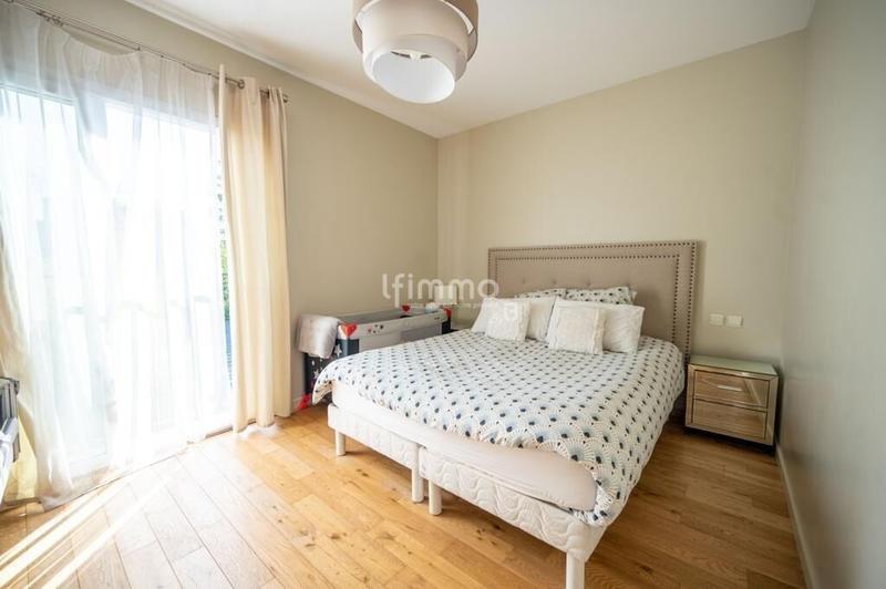 Maison d'architecte - 250 m² - 7 pièces