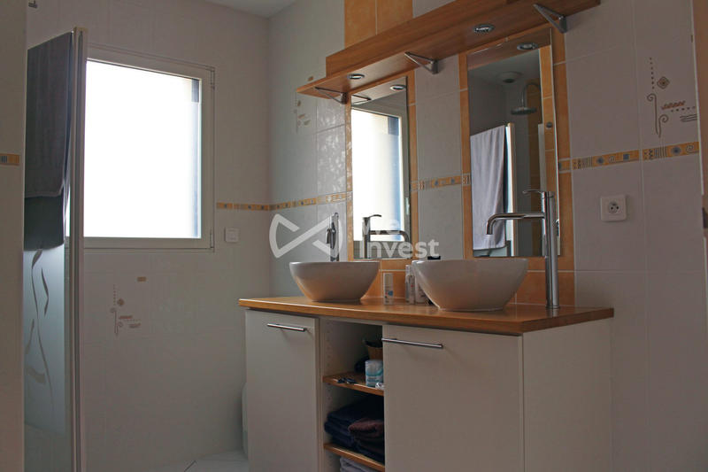 Maison contemporaine - 147 m² - 4 pièces