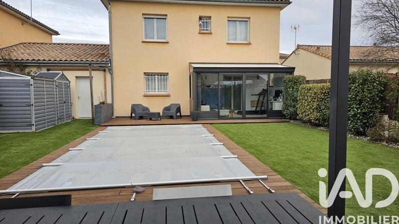 Maison - 121 m² - 6 pièces