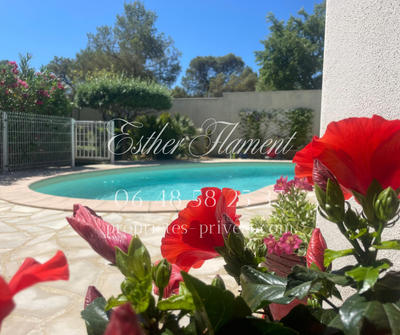 Villa - 137 m² - 4 pièces