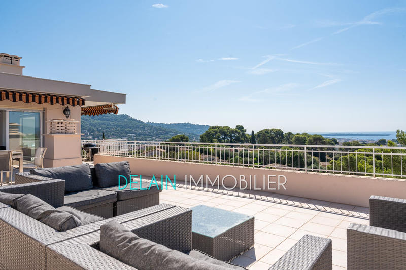 Appartement - 90 m² - 3 pièces