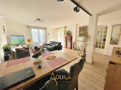 Maison - 85 m² - 5 pièces