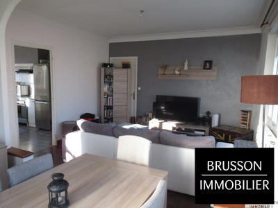 Maison - 94 m² - 4 pièces