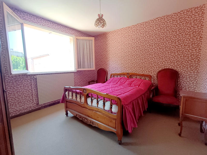 Maison - 95 m² - 5 pièces