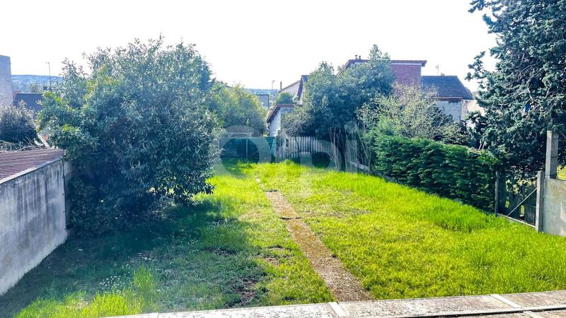 Maison - 92 m² - 6 pièces