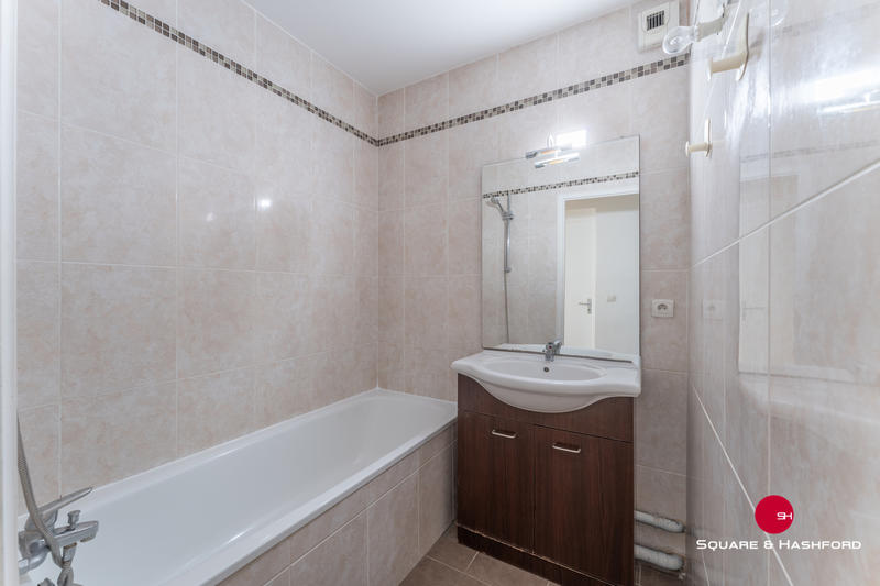 Appartement - 82 m² - 4 pièces