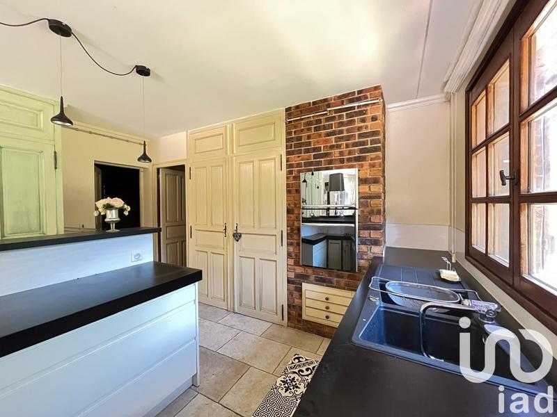 Maison - 274 m² - 7 pièces