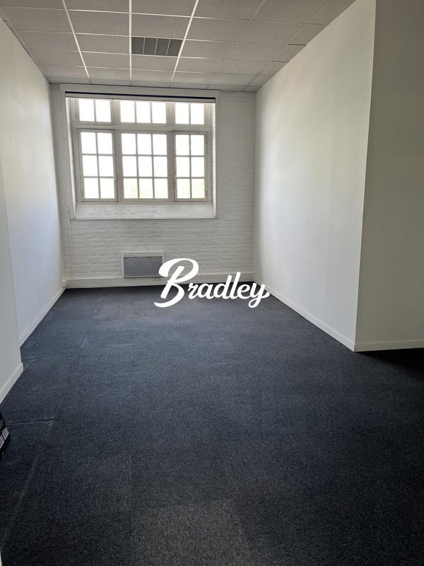 Bureau - 100 m²