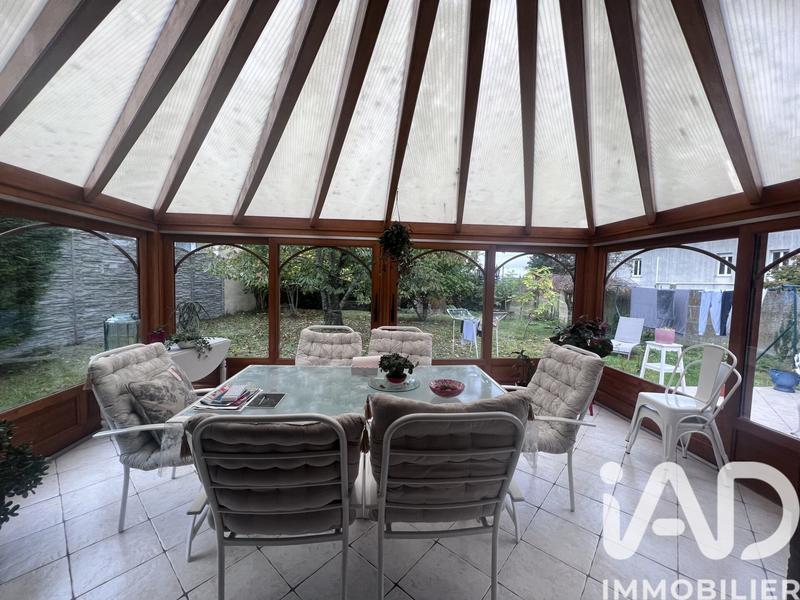 Maison - 135 m² - 6 pièces