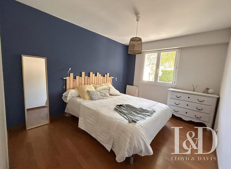 Maison contemporaine - 203 m² - 8 pièces