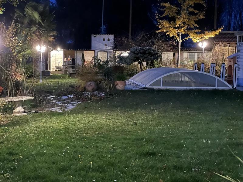 Demeure - 172 m² - 10 pièces