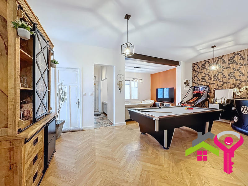 Maison - 141 m² - 5 pièces