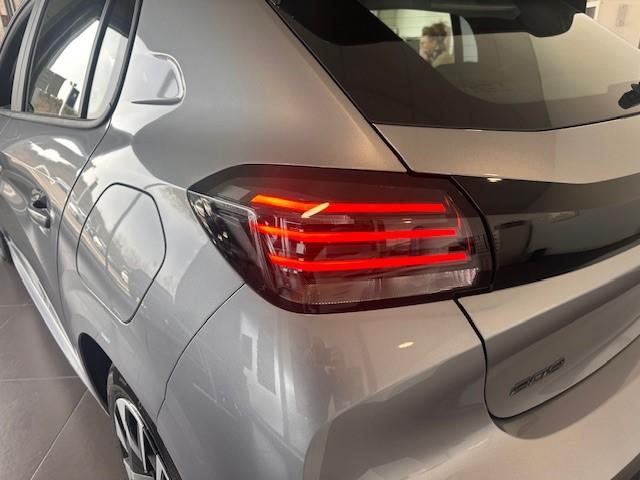 Peugeot 208 1.2i Hybrid - 100 Bv E-Dcs6 Style