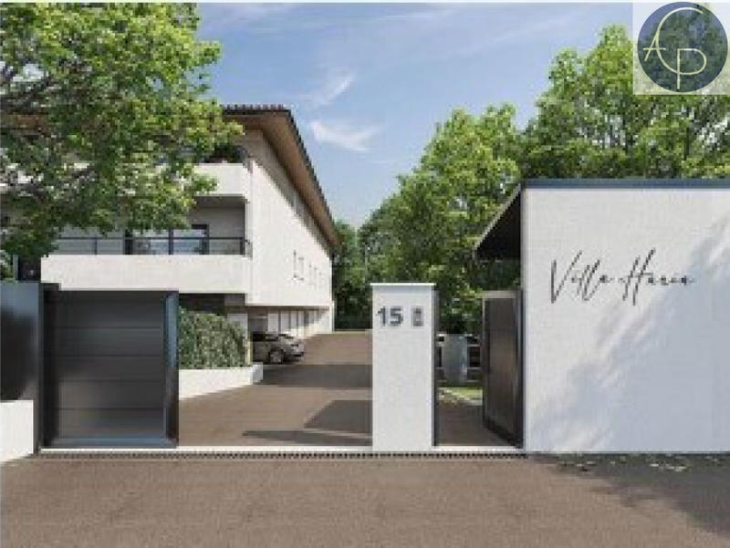 Appartement - 101 m² - 4 pièces