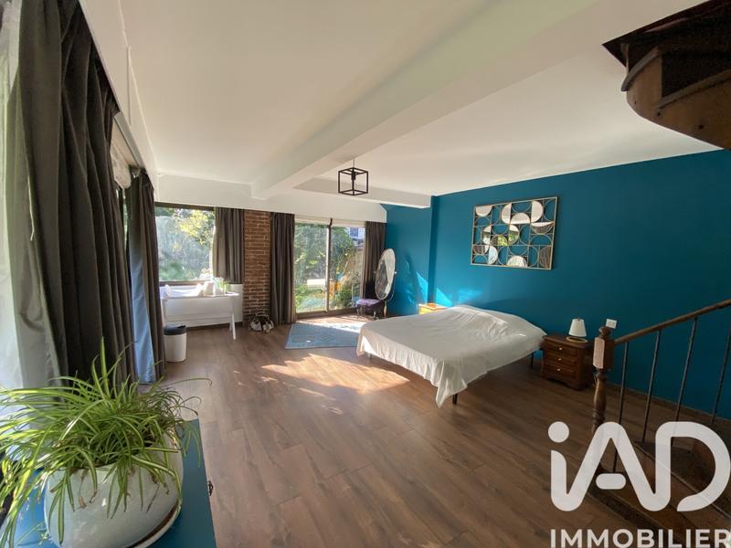 Maison - 186 m² - 7 pièces