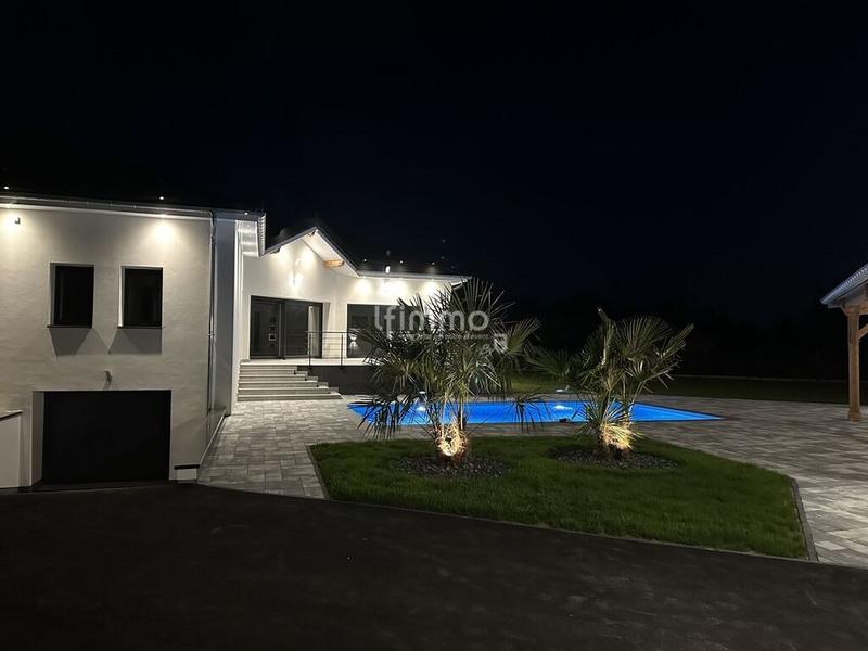 Maison - 183 m² - 6 pièces