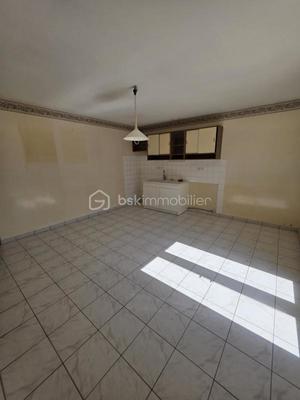 Maison - 152 m² - 6 pièces